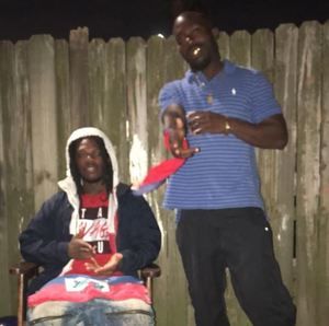 Meet your Posher, Sak